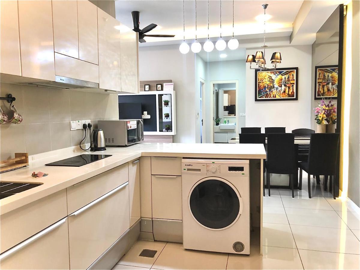 Takuro Homestay Petaling Jaya Ngoại thất bức ảnh